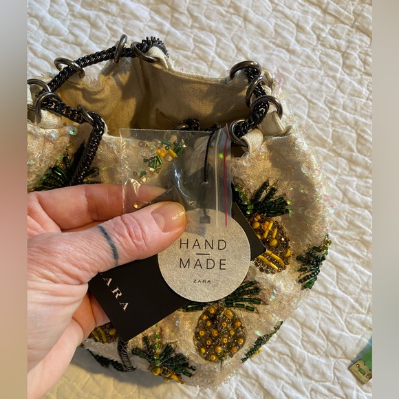 NWT ZARA Limited Edition Collection Pineapple Beaded Purse - Picture 13 of 13